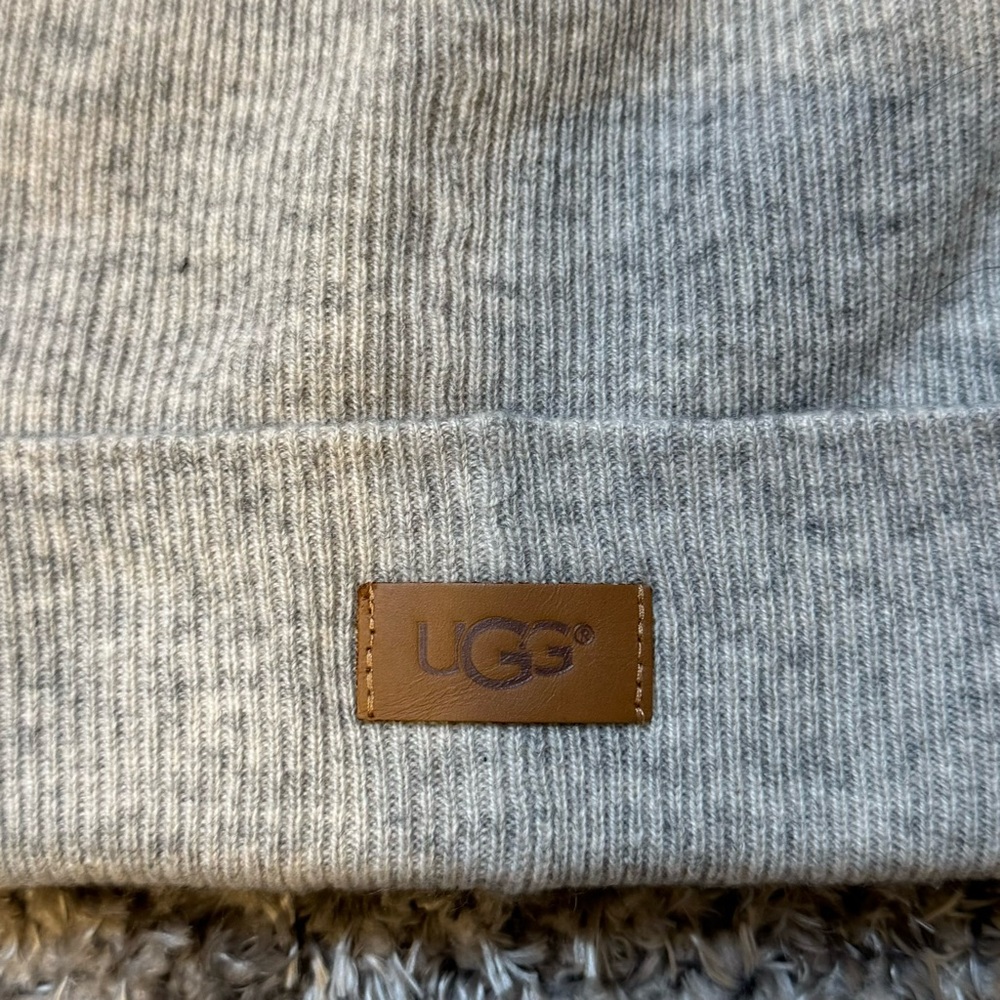 UGG Luxe Knit Cuff Beanie, Grey - One Size Fits Most - Picture 4 of 4